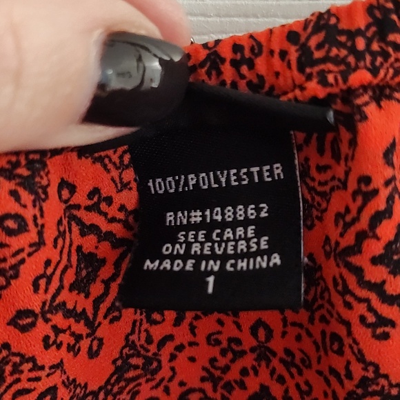 Torrid Red Patterned Ruffle Cami Size 1 - Picture 6 of 9